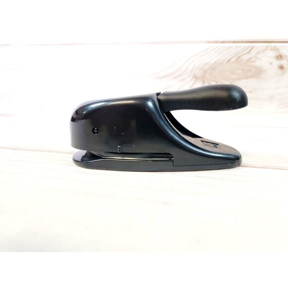 Stampin' Up! Small Tag Rectangle Punch Whale Tail Paper Shapers 108264 - Picture 7 of 10